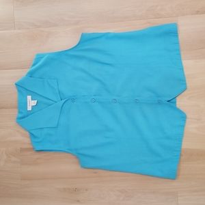 ❤️ 3/$18 SALE Dressbarn sleeveless button up blue top size L